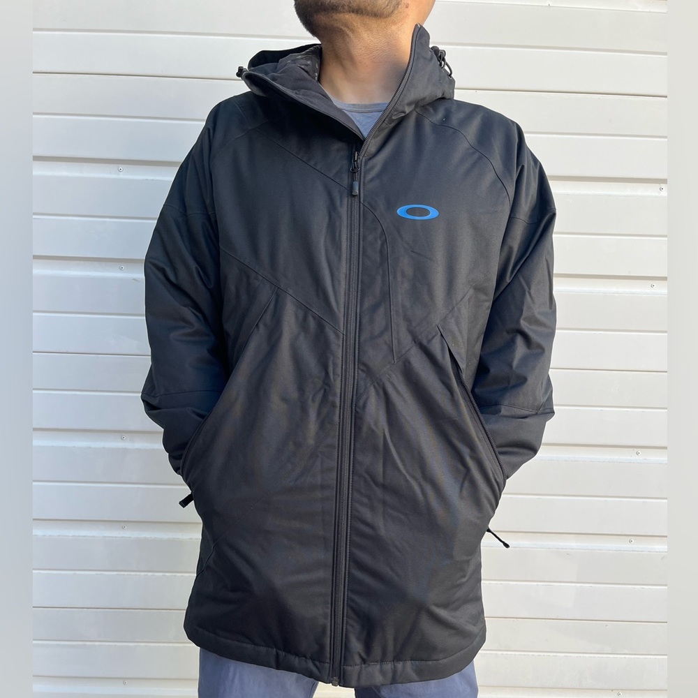 Oakley Brigade Thinsulate ski snowboard jacket NWT